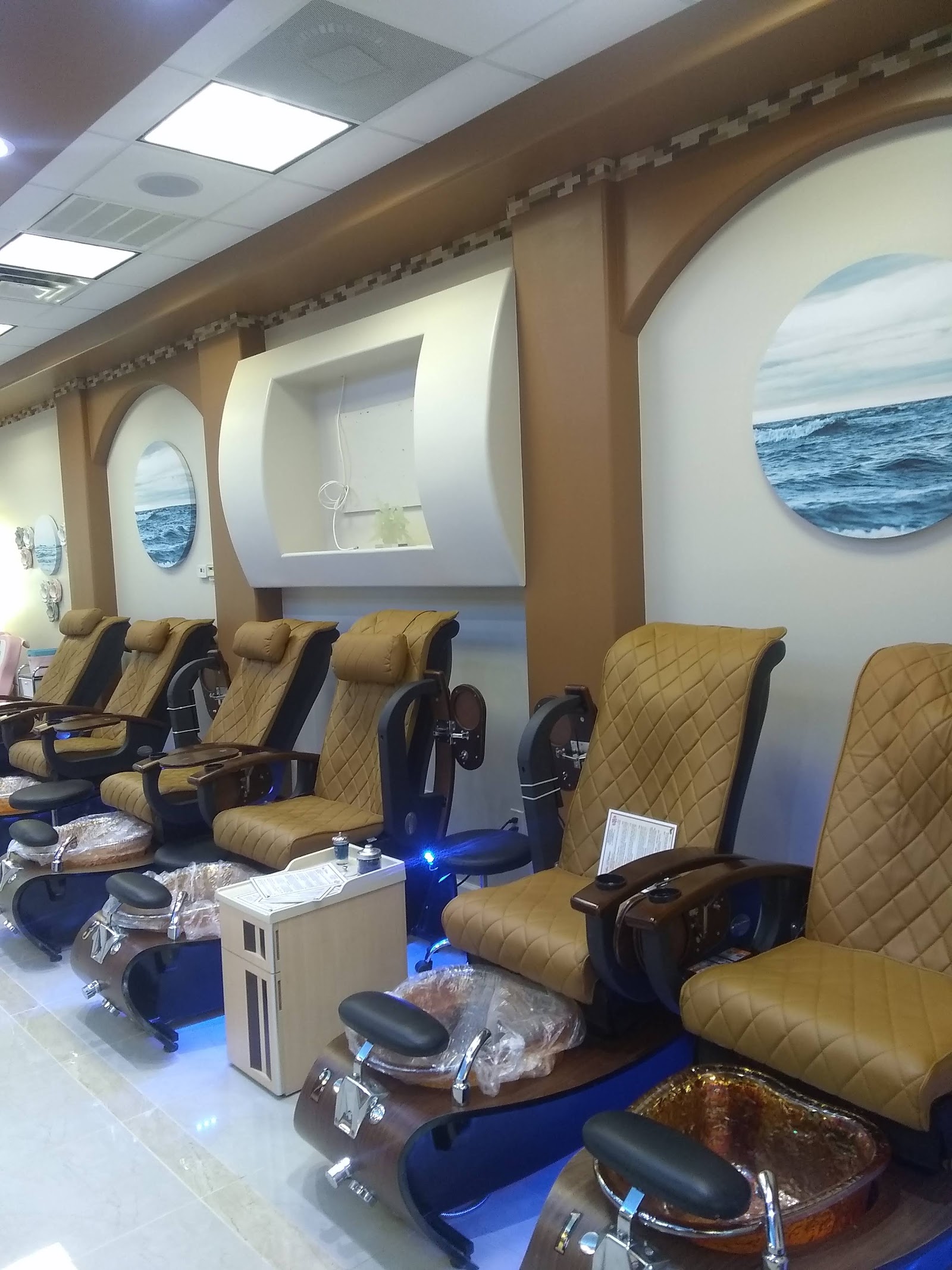 VIP NAIL AND SPA nail photo 6